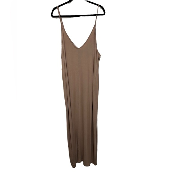 Abound V-Neck Spaghetti Straps Maxi Dress Color Tan Size 2X No Pockets New NWT. - Picture 2 of 7